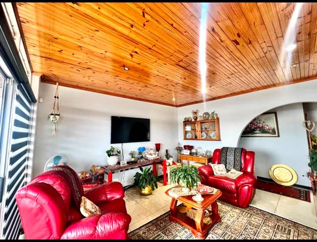 3 BEDROOM HOUSE FOR SALE IN NEWHOLME